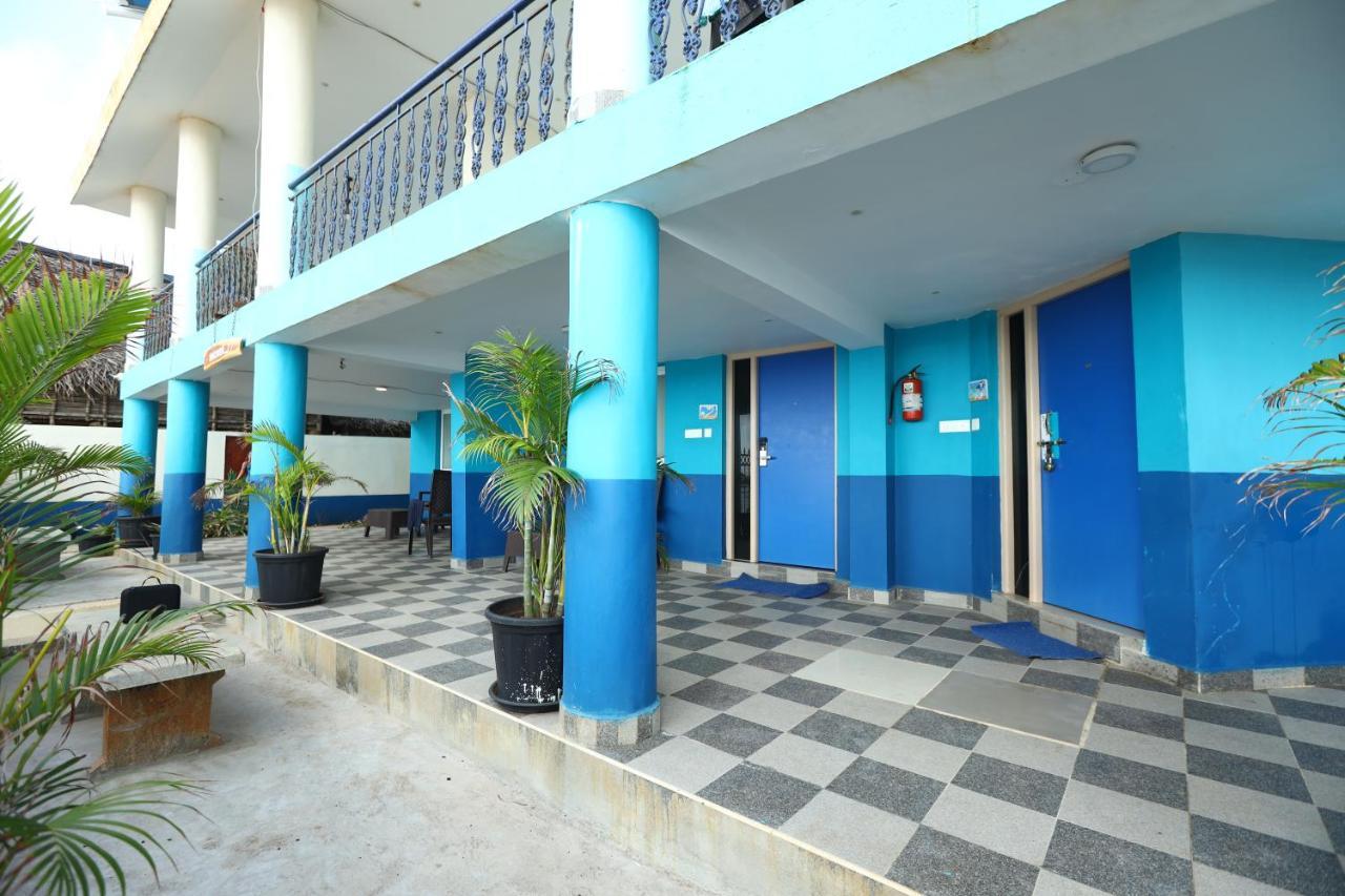 Lamel Cove Beach Resort Puducherry Buitenkant foto