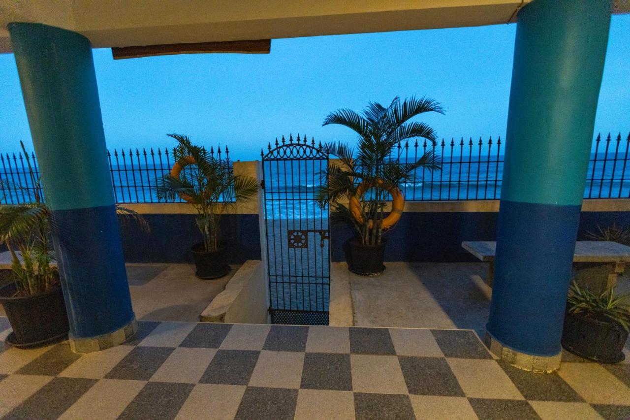 Lamel Cove Beach Resort Puducherry Buitenkant foto
