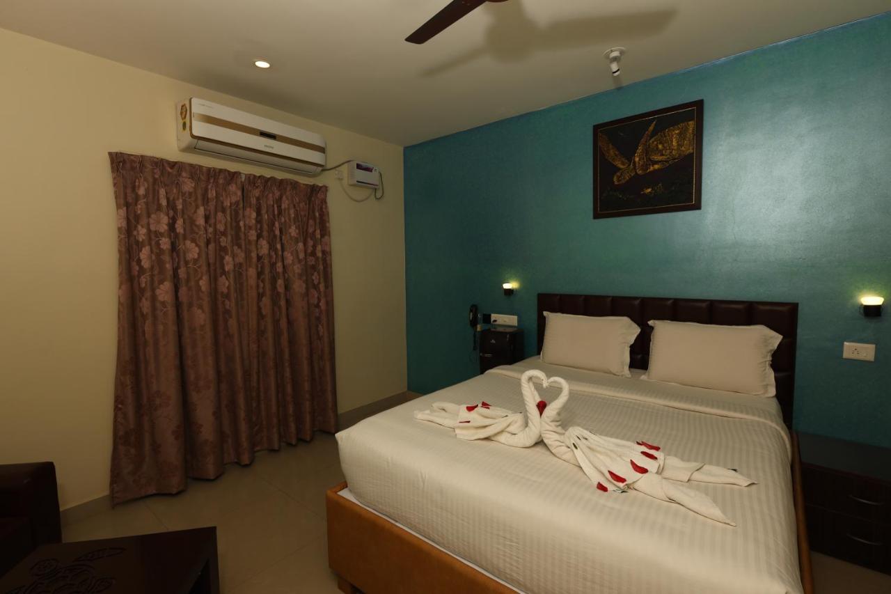 Lamel Cove Beach Resort Puducherry Buitenkant foto