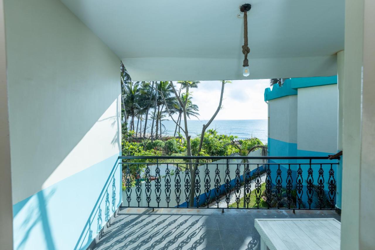 Lamel Cove Beach Resort Puducherry Buitenkant foto