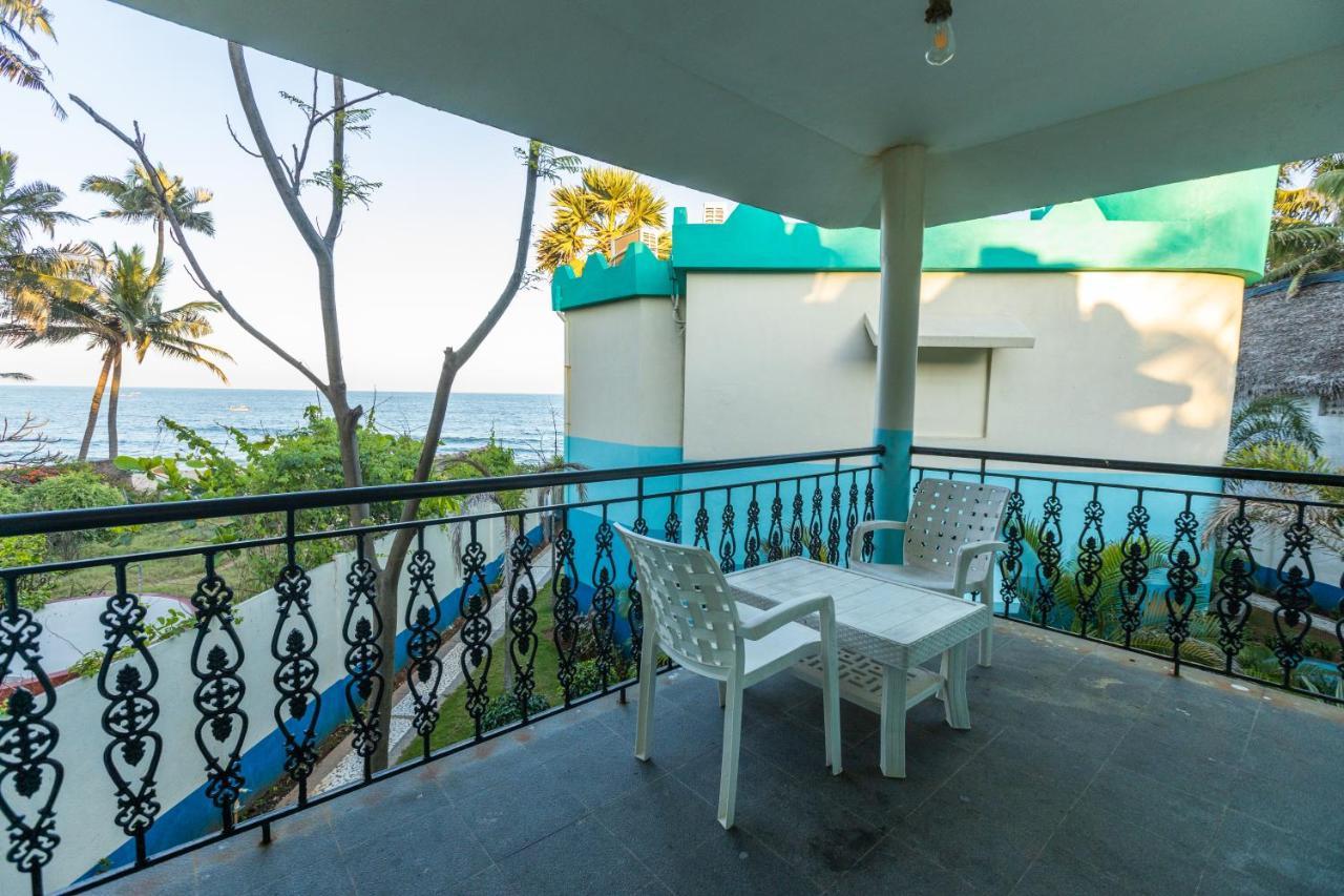 Lamel Cove Beach Resort Puducherry Buitenkant foto