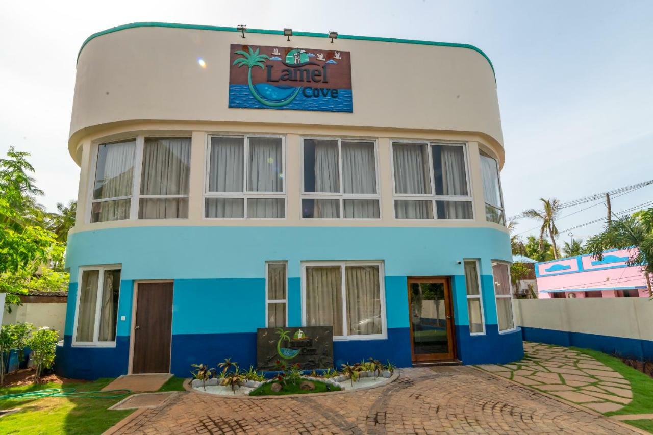 Lamel Cove Beach Resort Puducherry Buitenkant foto
